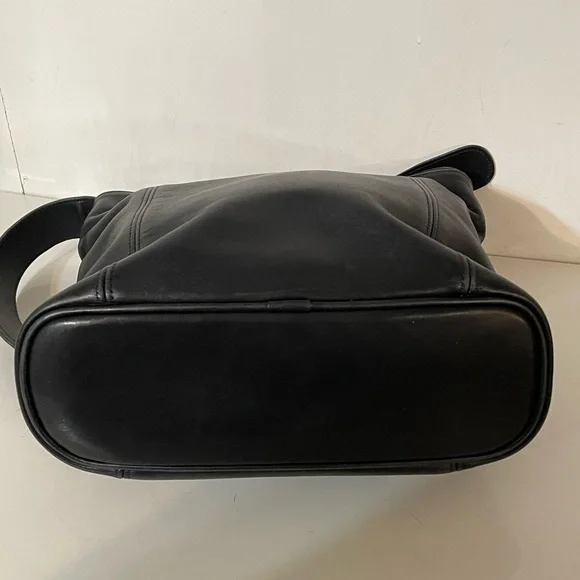 Vintage COACH Soho Erickson Bag - Picture 5 of 13